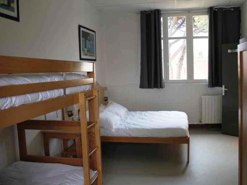 Hotel Le Poseidon La Seyne-sur-Mer Zimmer foto